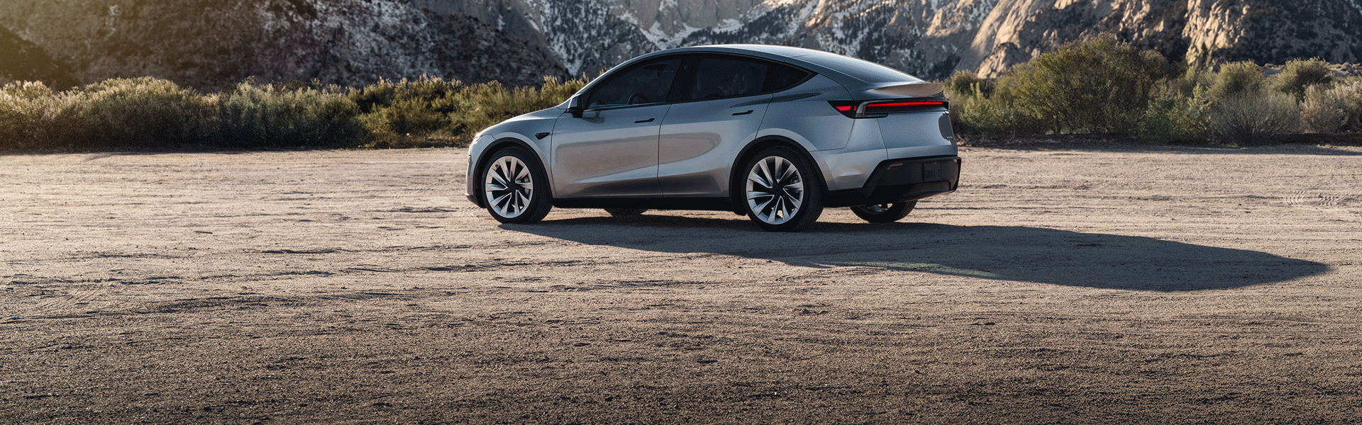 bild på ny modell tesla