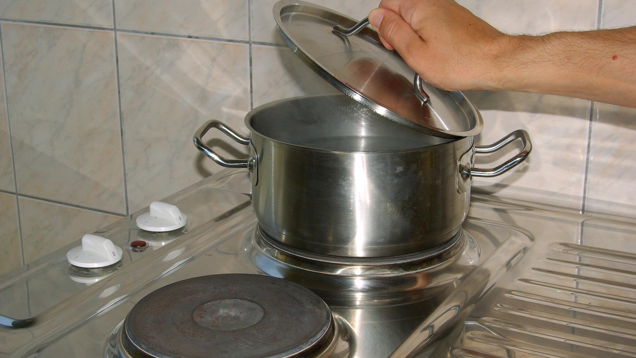 Kastrull på en spishäll